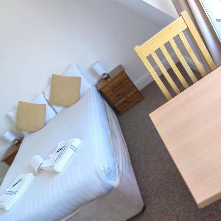 Cardigan Bay Self Catering Accommodation アベリストウィス エクステリア 写真