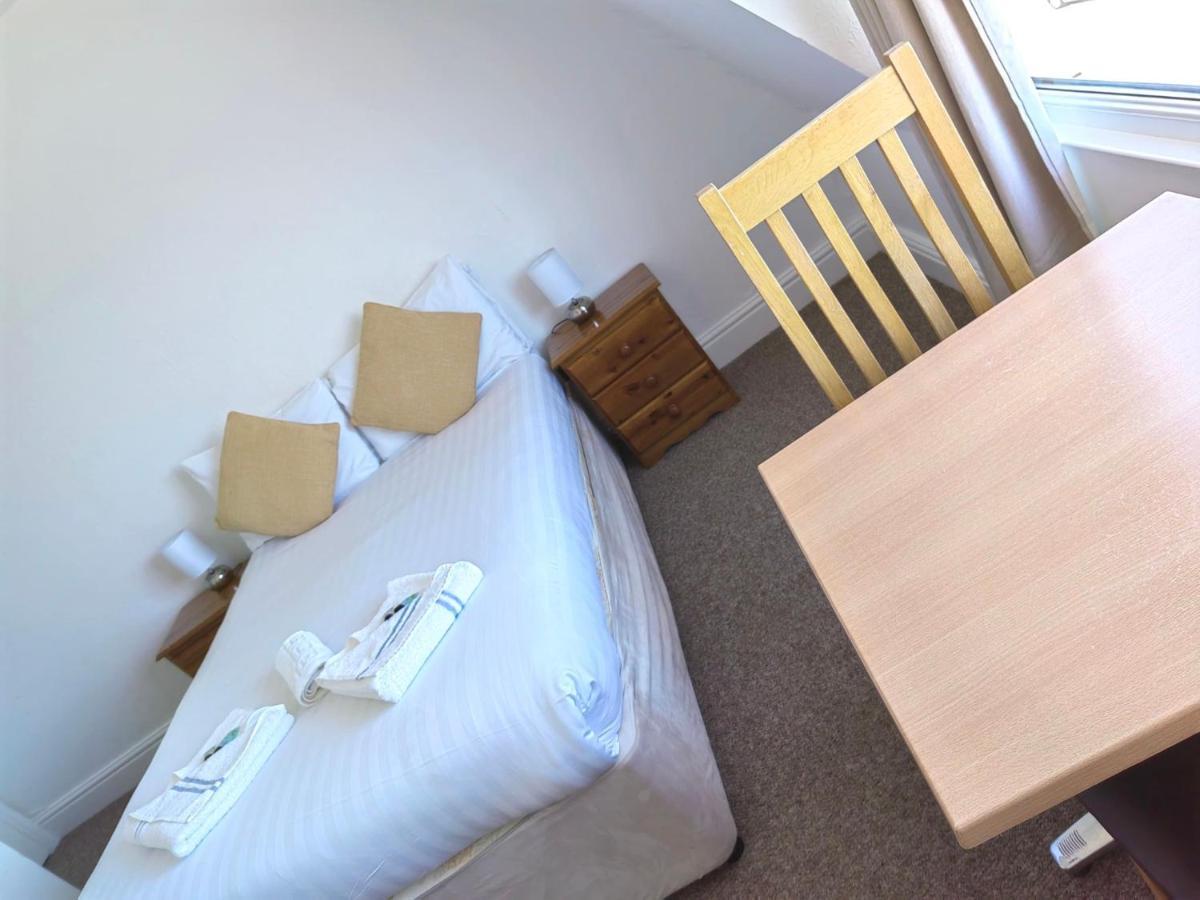 Cardigan Bay Self Catering Accommodation アベリストウィス エクステリア 写真