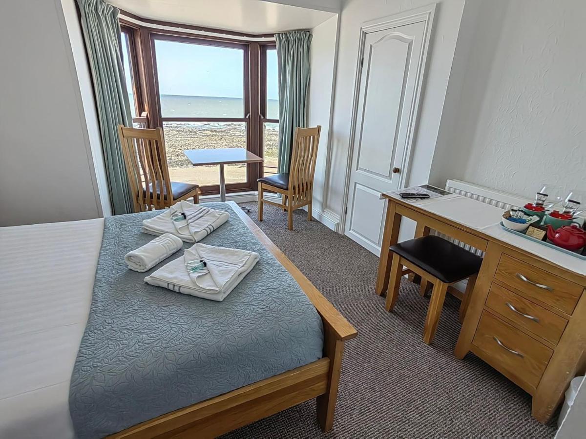 Cardigan Bay Self Catering Accommodation アベリストウィス エクステリア 写真
