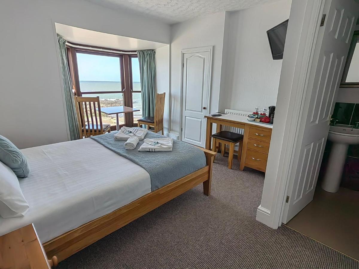 Cardigan Bay Self Catering Accommodation アベリストウィス エクステリア 写真