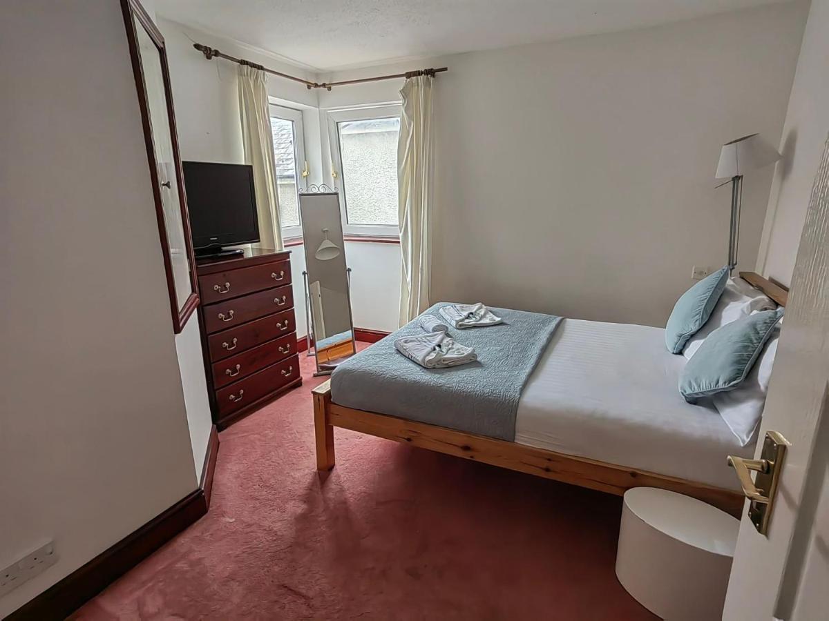 Cardigan Bay Self Catering Accommodation アベリストウィス エクステリア 写真