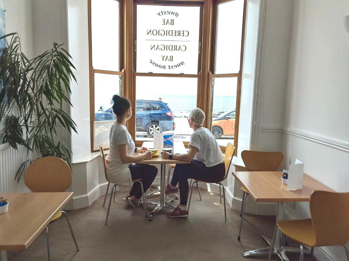 Cardigan Bay Self Catering Accommodation アベリストウィス エクステリア 写真