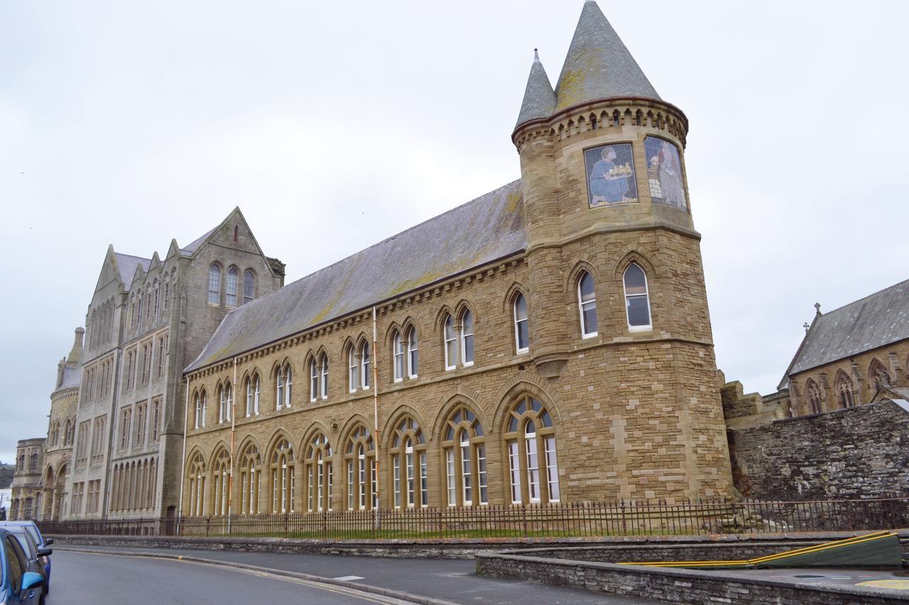 Cardigan Bay Self Catering Accommodation アベリストウィス エクステリア 写真