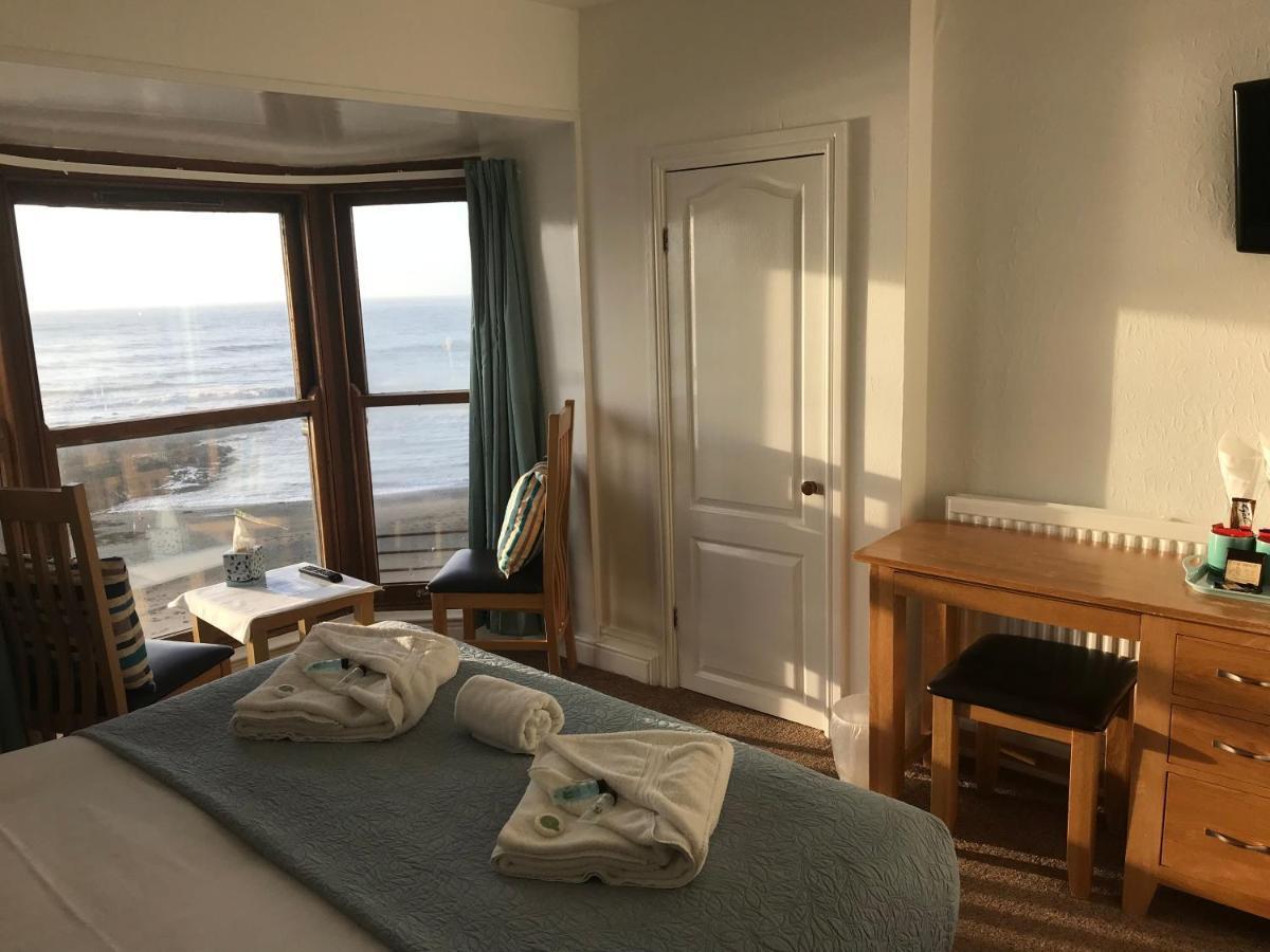 Cardigan Bay Self Catering Accommodation アベリストウィス エクステリア 写真