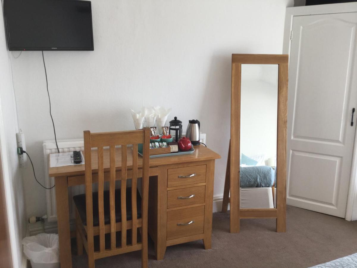 Cardigan Bay Self Catering Accommodation アベリストウィス エクステリア 写真