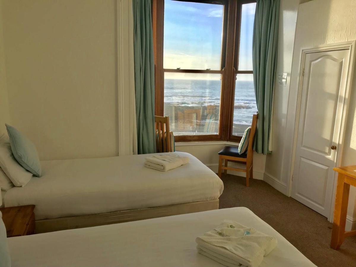 Cardigan Bay Self Catering Accommodation アベリストウィス エクステリア 写真
